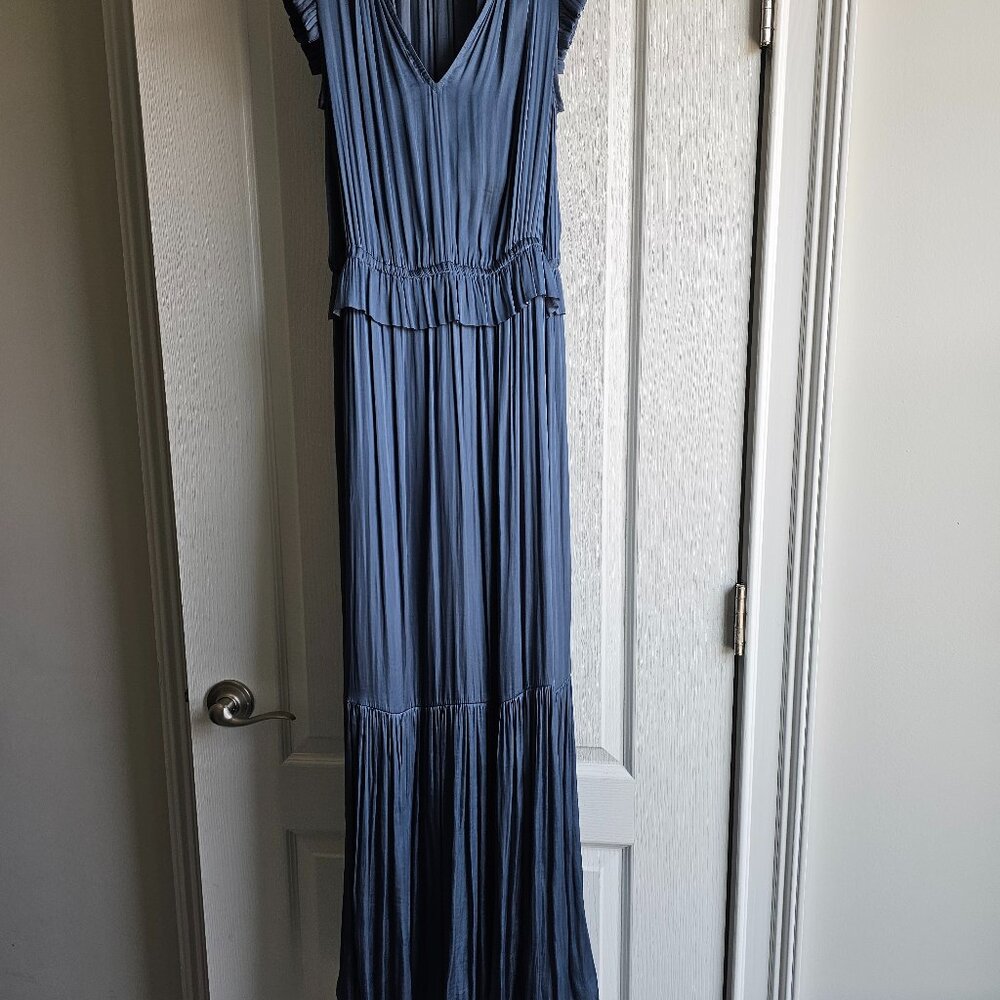 BANANA REPUBLIC-MAXI TIERED DRESS-SIZE 6-SLATE BLUE COLOR